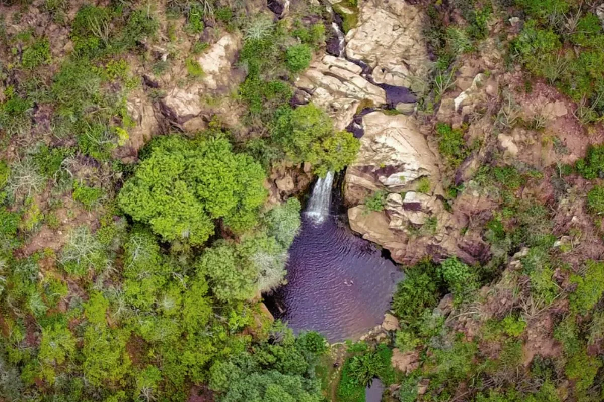 alt="cachoeira do lajedão"