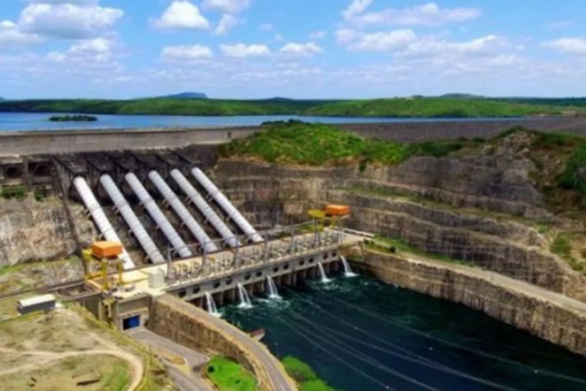 alt="usina hidrelétrica de xingó"