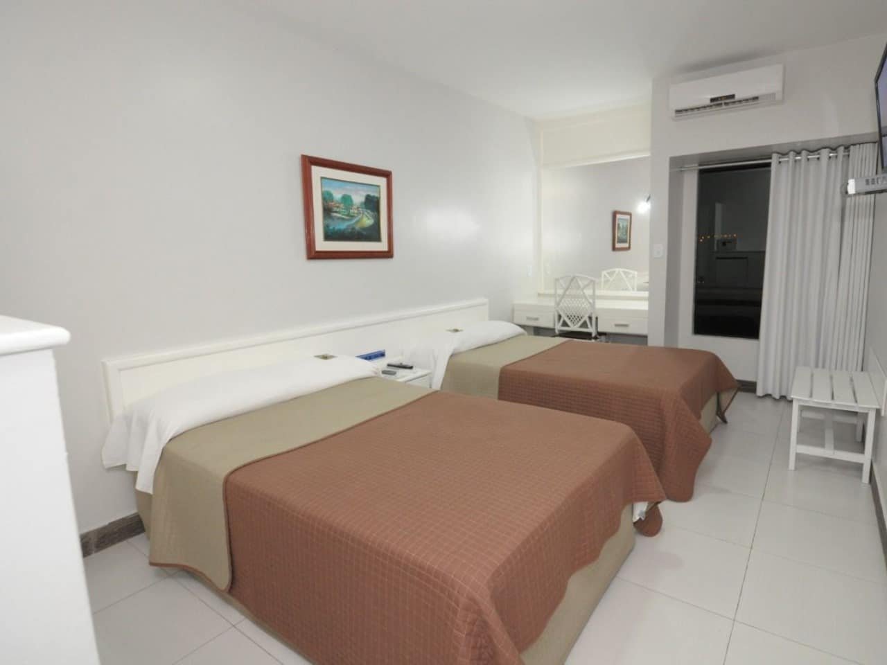 WhatsApp Image 2024-03-07 at 14.18.04