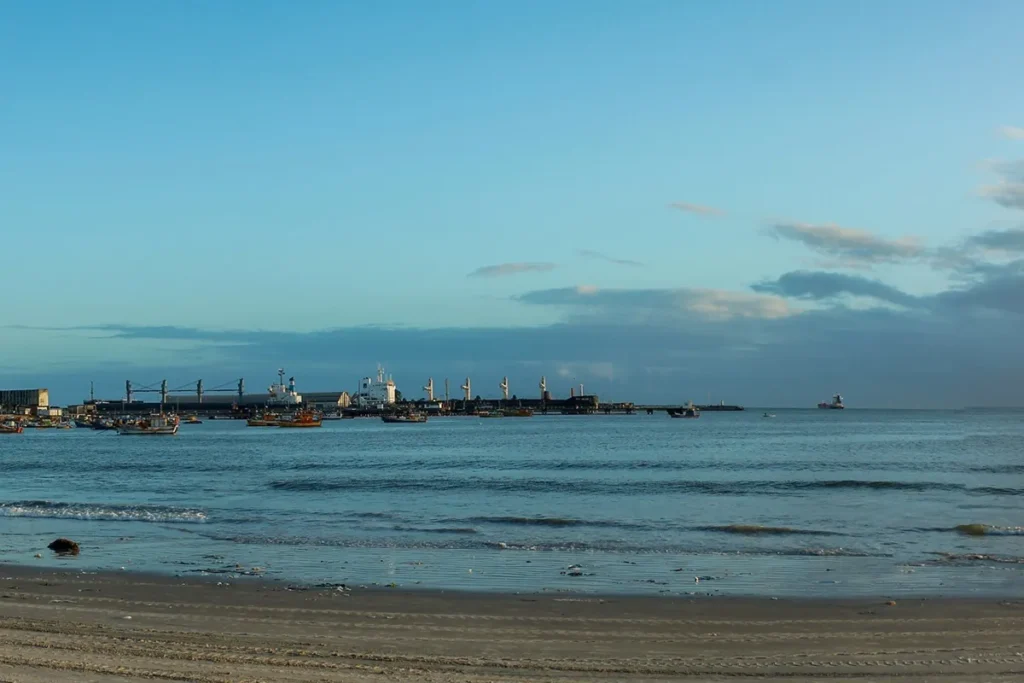 Praias de Maceió: conheça Ponta Verde, Jatiúca e Pajuçara